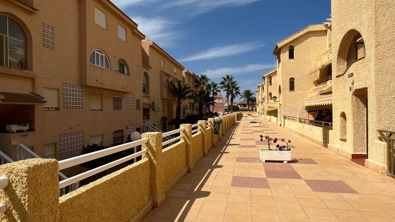 Piscis Family Bungalow La Manga Eksteriør billede